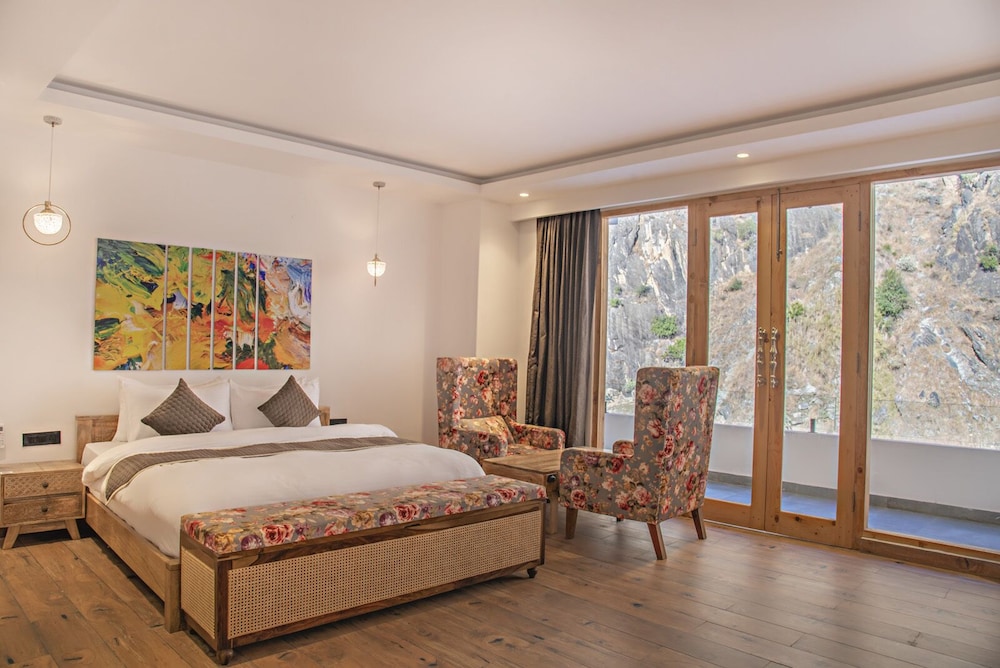 Superior Room, Balcony, River View