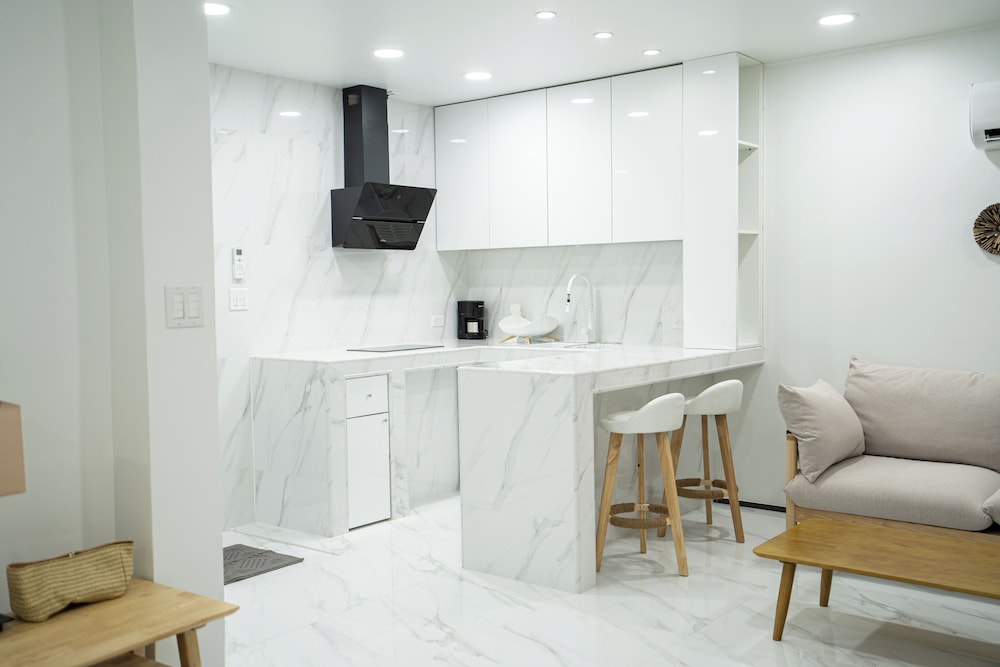 Premium Studio Suite photo 3