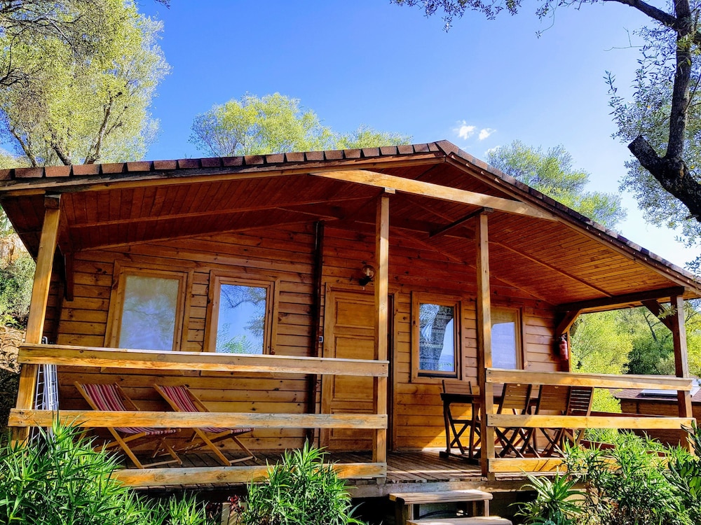 Luxury Chalet, 1 Bedroom, Non Smoking, Sea View photo 1