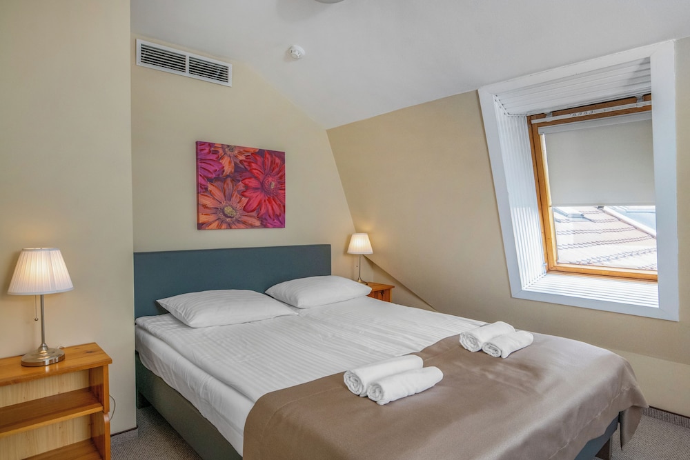 Suite - Photo 6