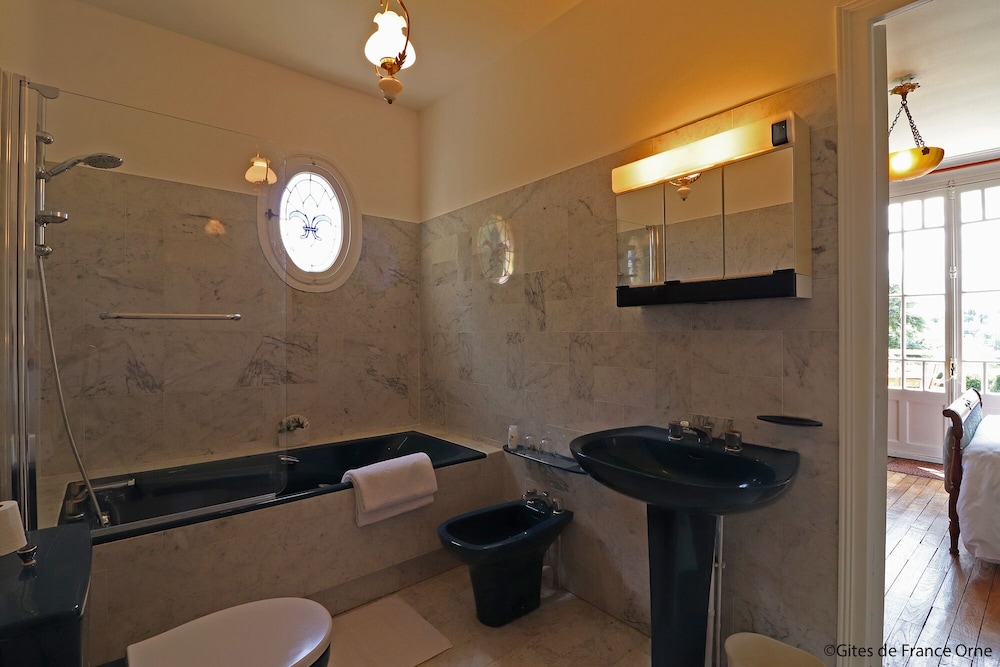 Family Suite, Garden View photo 3