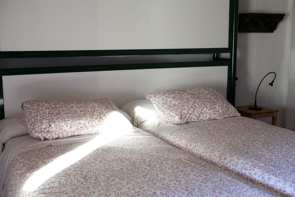 Standard Twin Room photo 2