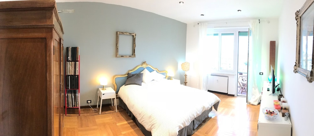 Double Room, 1 Queen Bed, Balcony photo 2