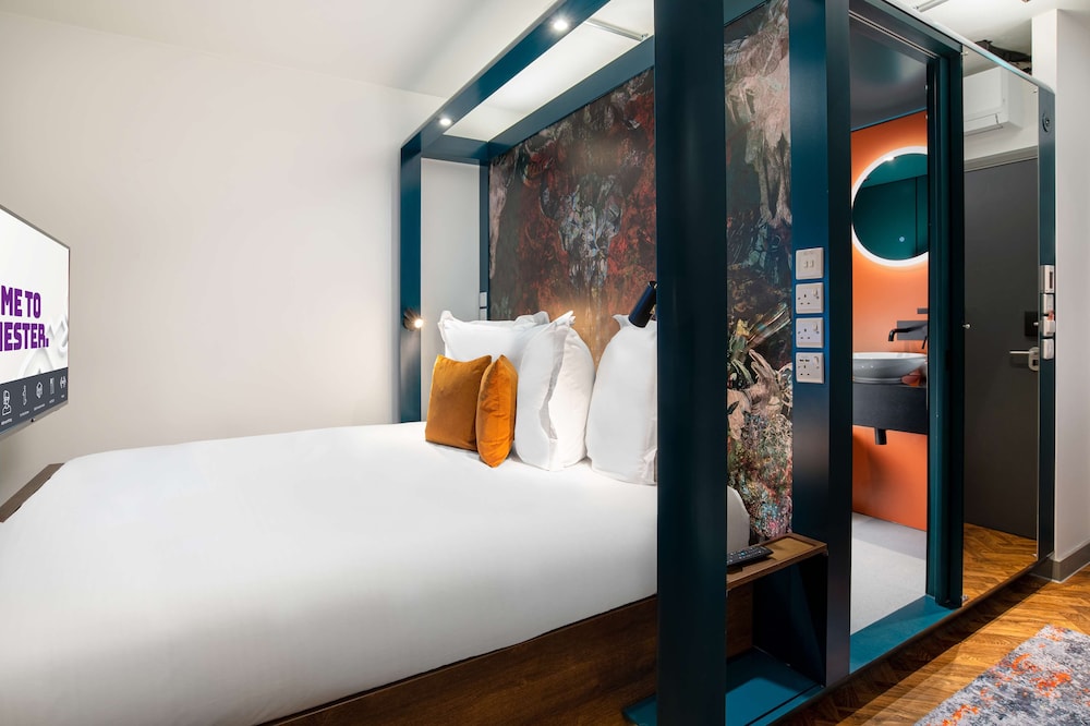 King Room (No Window) - Photo 1
