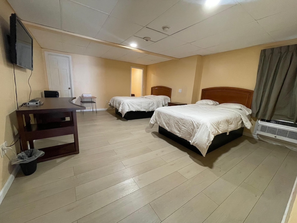 Room, 2 Double Beds, Non Smoking photo 3