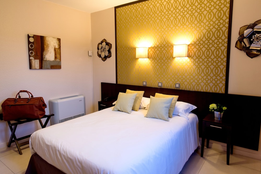 Double Room - Photo 2
