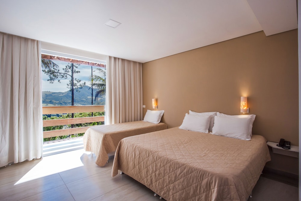 Deluxe Triple Room, Garden View photo 1