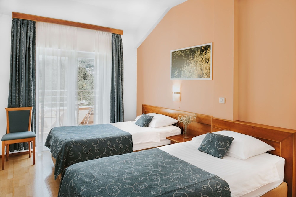 Superior Double or Twin Room, Balcony