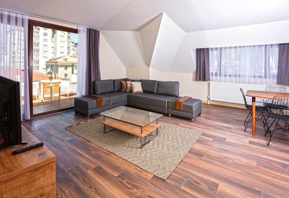 City Penthouse, 2 Bedrooms, Non Smoking, City View photo 1