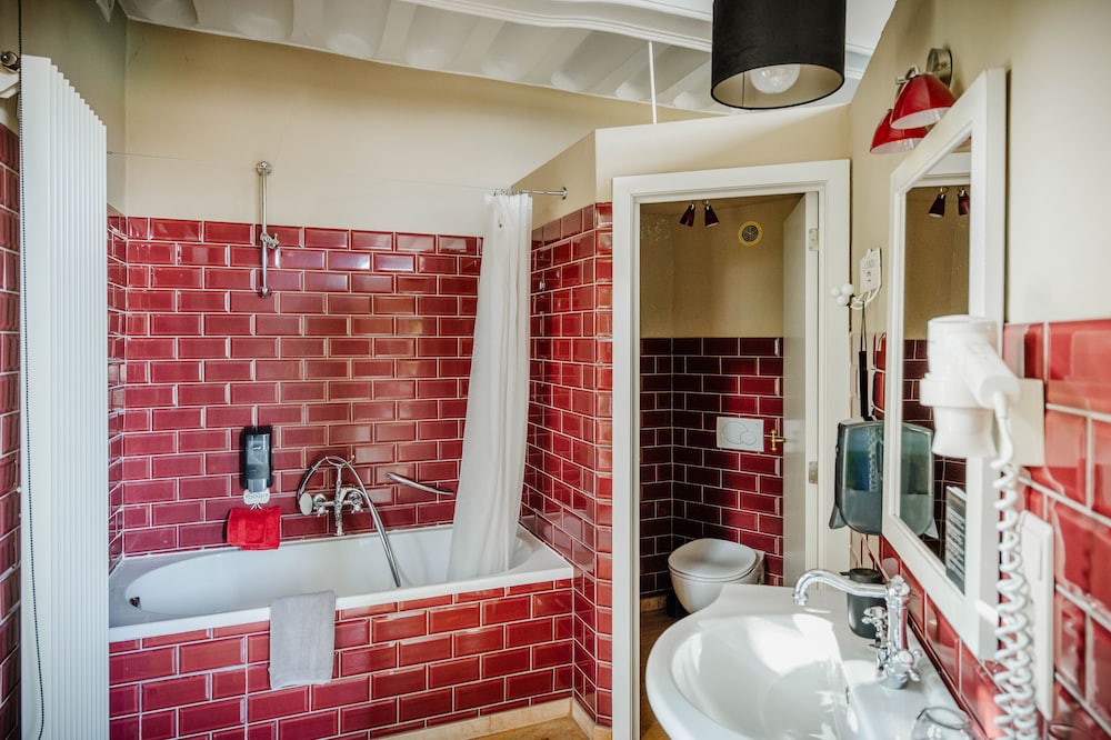 Deluxe Double or Twin Room, Courtyard View photo 2