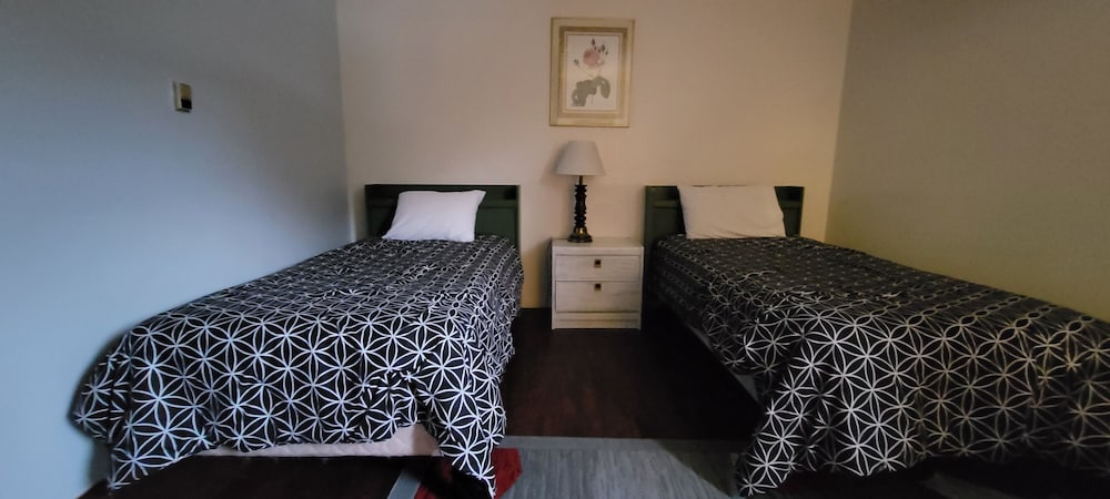 Standard Double or Twin Room, Multiple Beds photo 2