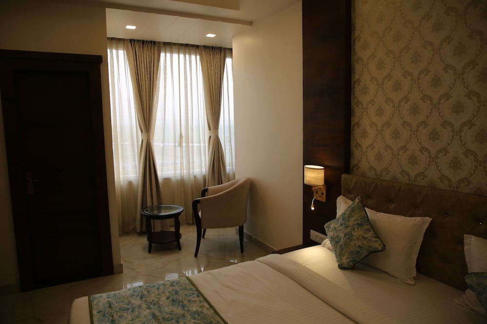 Luxury Room photo 3
