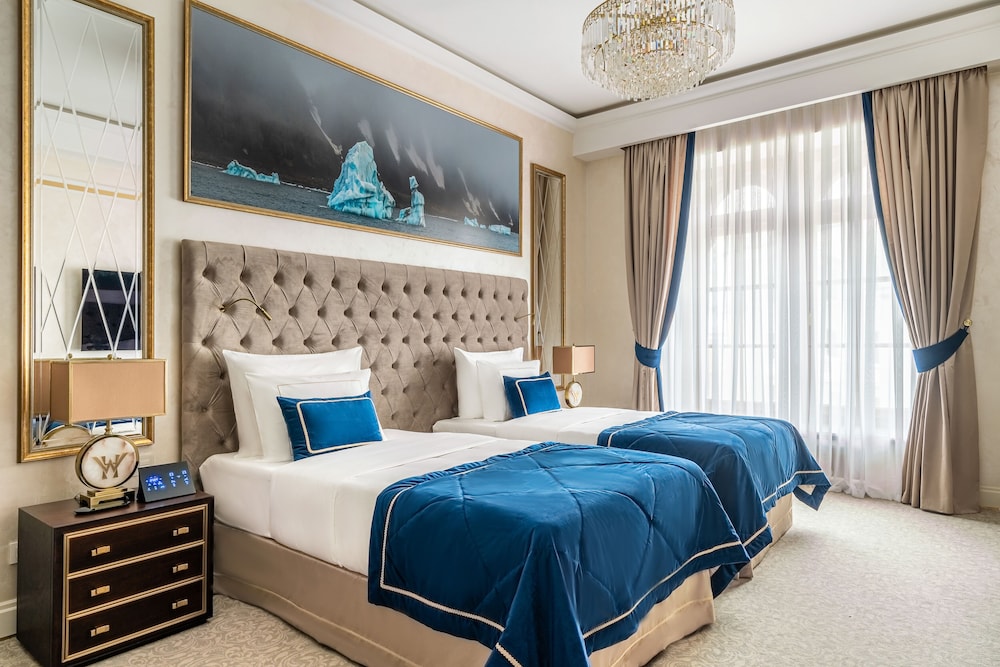 Deluxe Twin Room, City View
