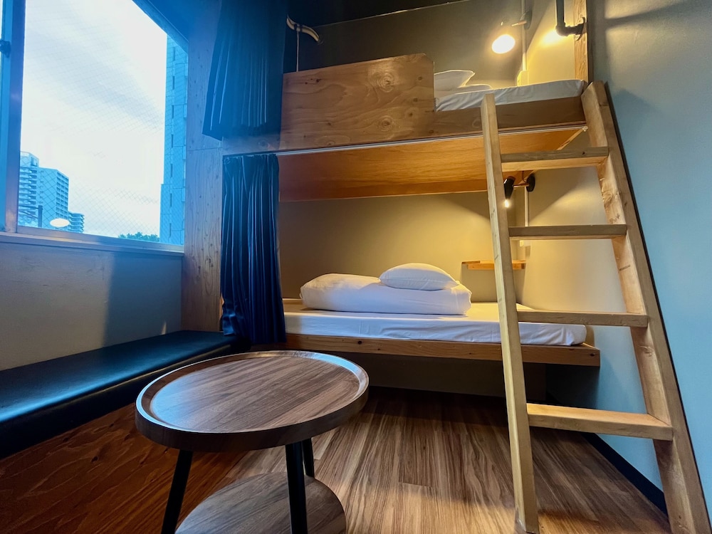 Basic Twin Room photo 1
