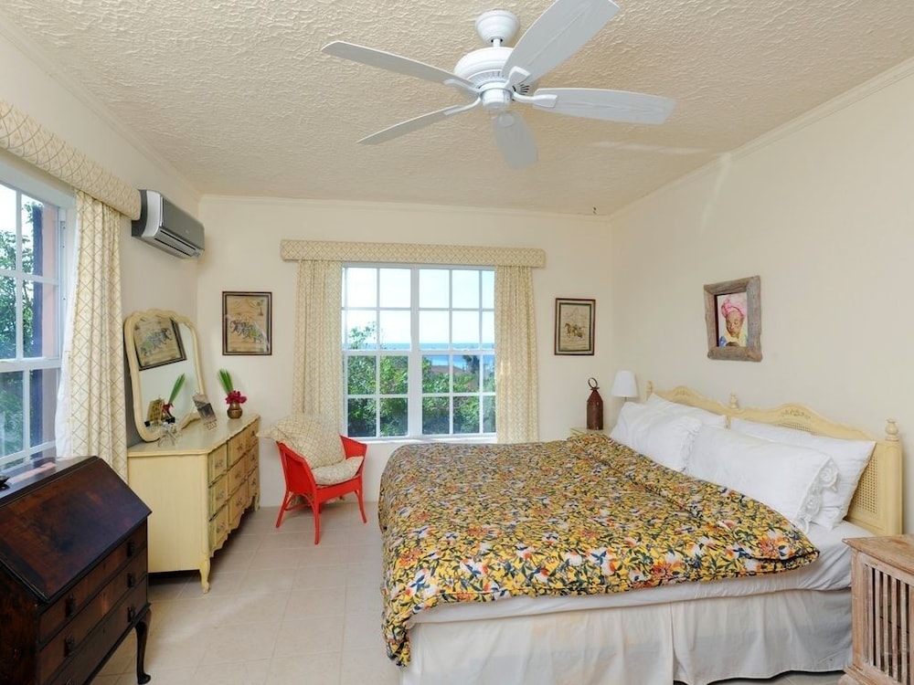 House, 4 Bedrooms