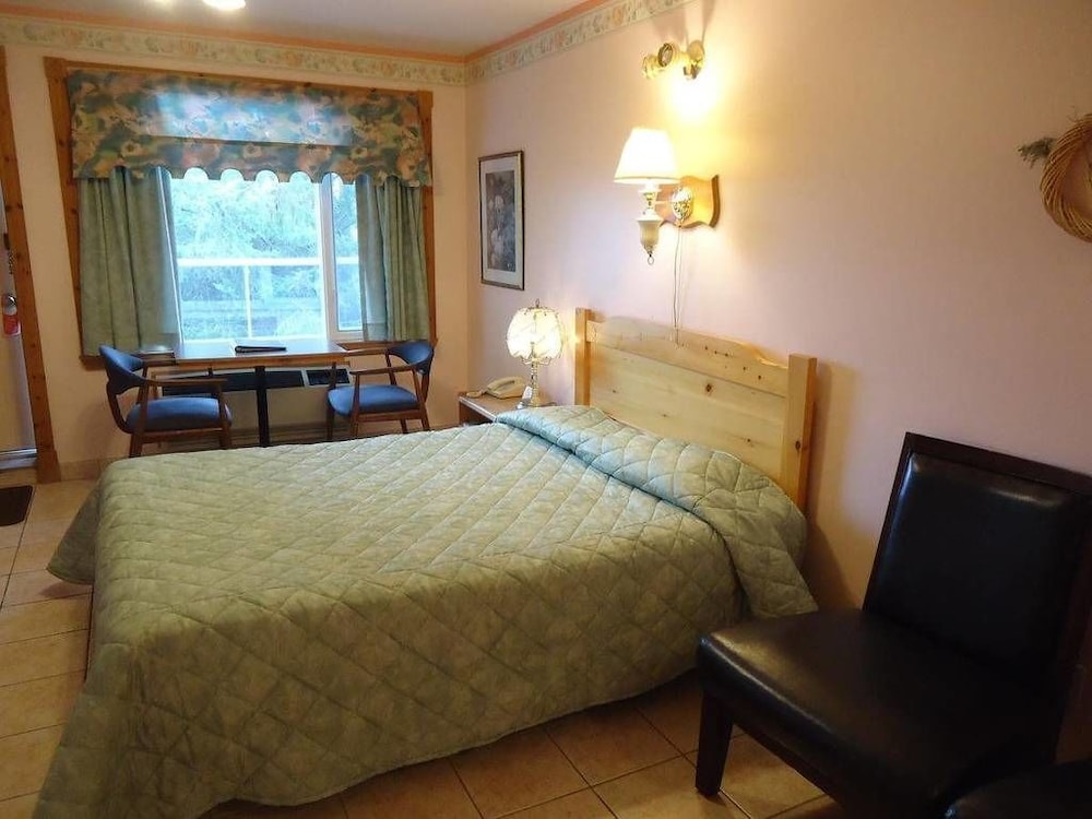 Economy Double Room, 1 Double Bed photo 2