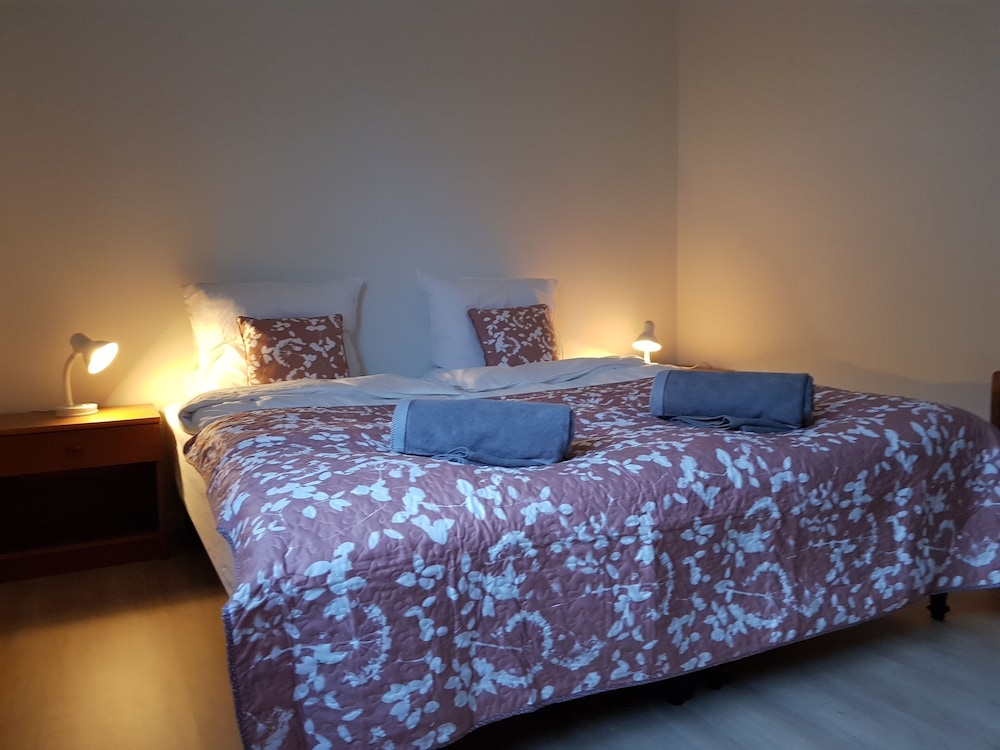Apartment, 3 Bedrooms, No kitchen