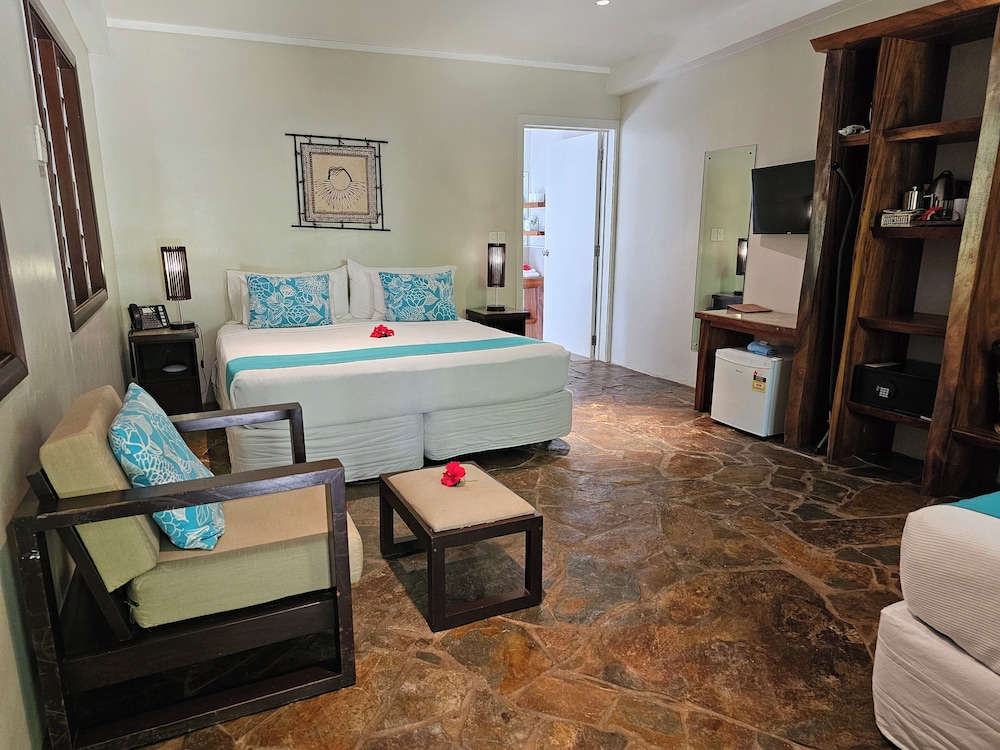 Garden Bungalow