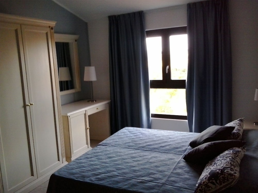 Superior Triple Room photo 3