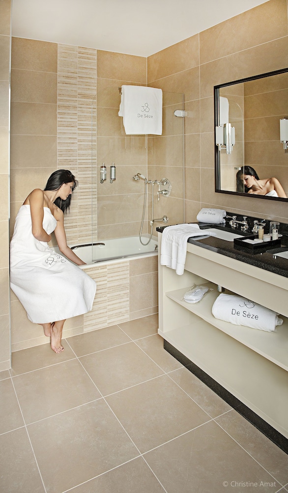 Deluxe Twin Room - Photo 3