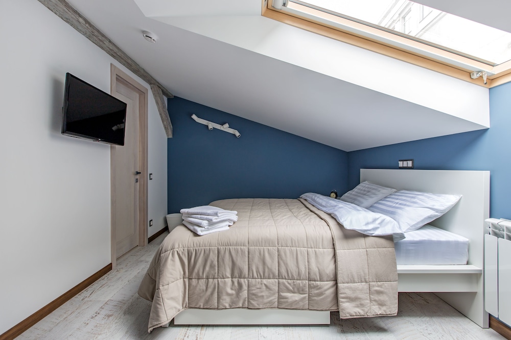 Deluxe Double Or Twin Room photo 2