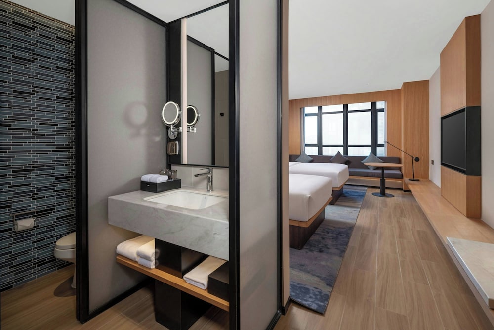 Superior Room, 2 Double Beds, City View