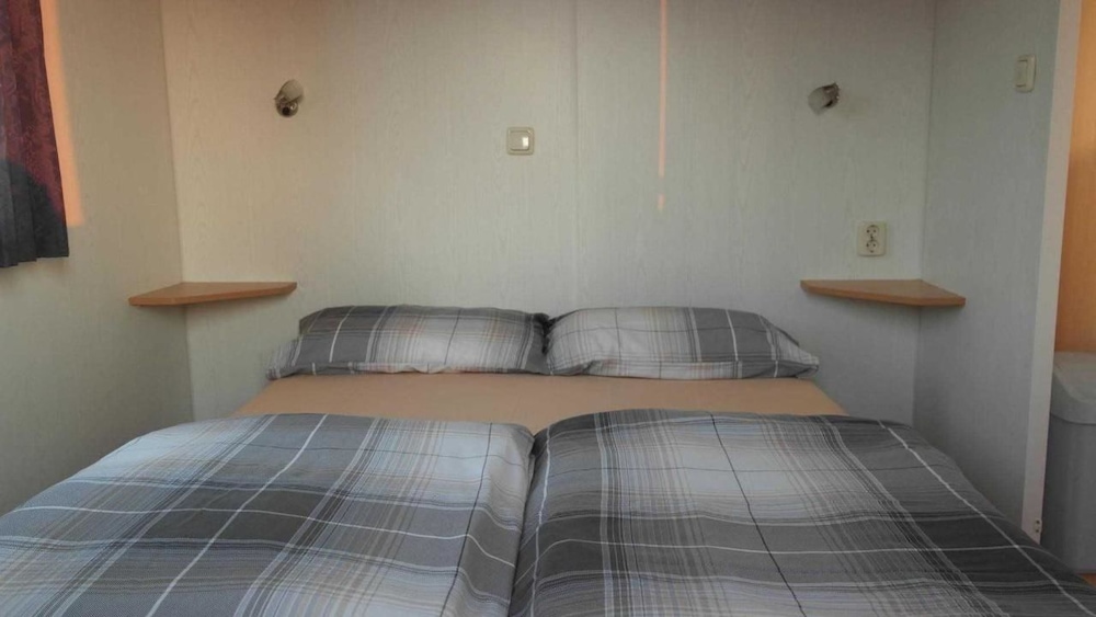 Mobile Home photo 1