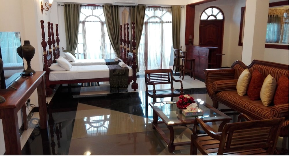Suite photo 1