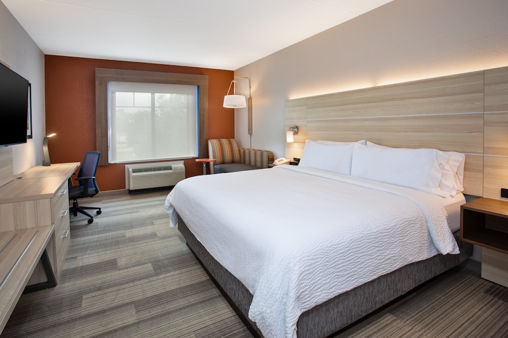 Suite, 1 King Bed (Additional Living Area) - Photo 6
