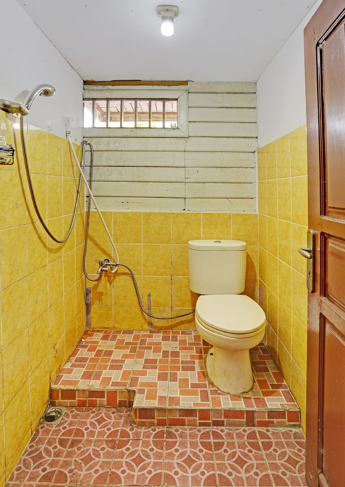 Basic Single Room photo 2