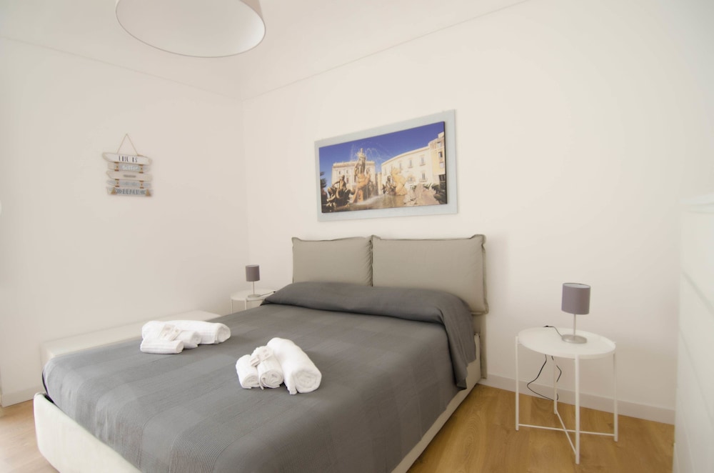 Apartment, 1 Queen Bed, Terrace