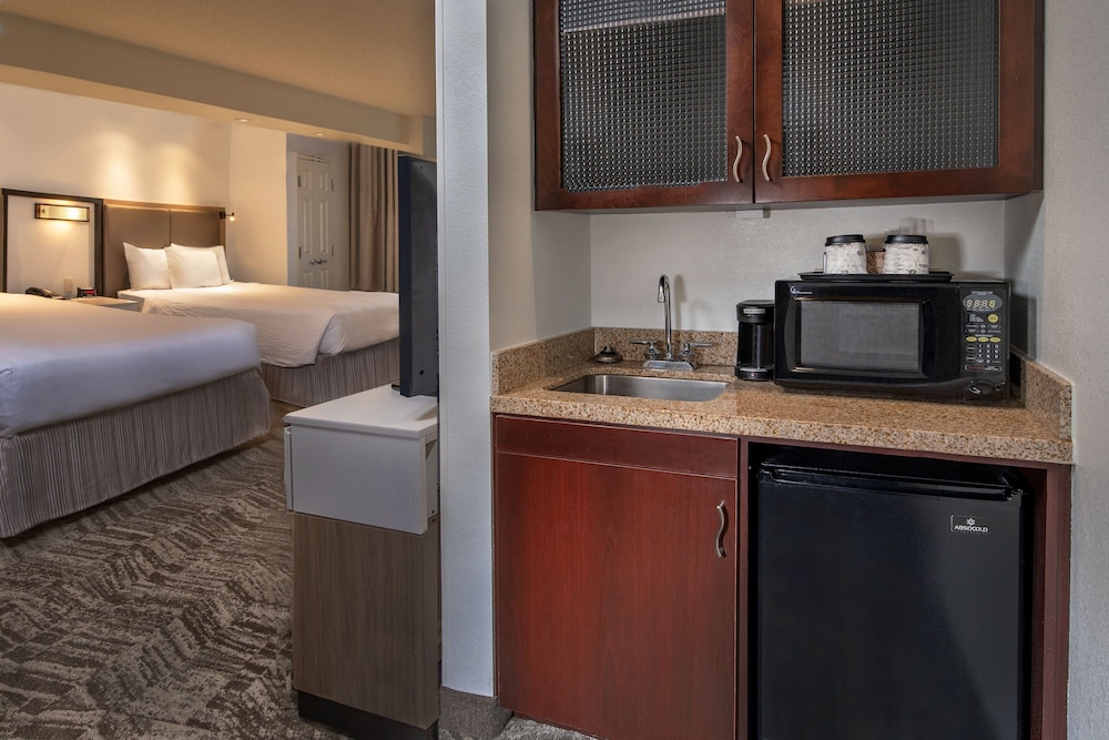 Suite, Multiple Beds - Photo 4