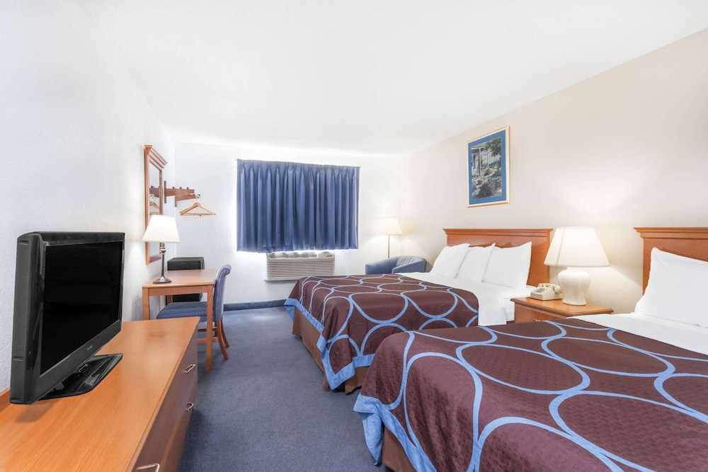 Double Room, 2 Double Beds - Photo 1