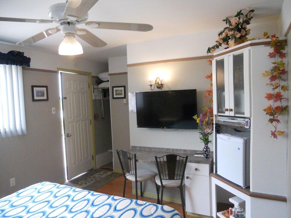 Queen Room photo 3
