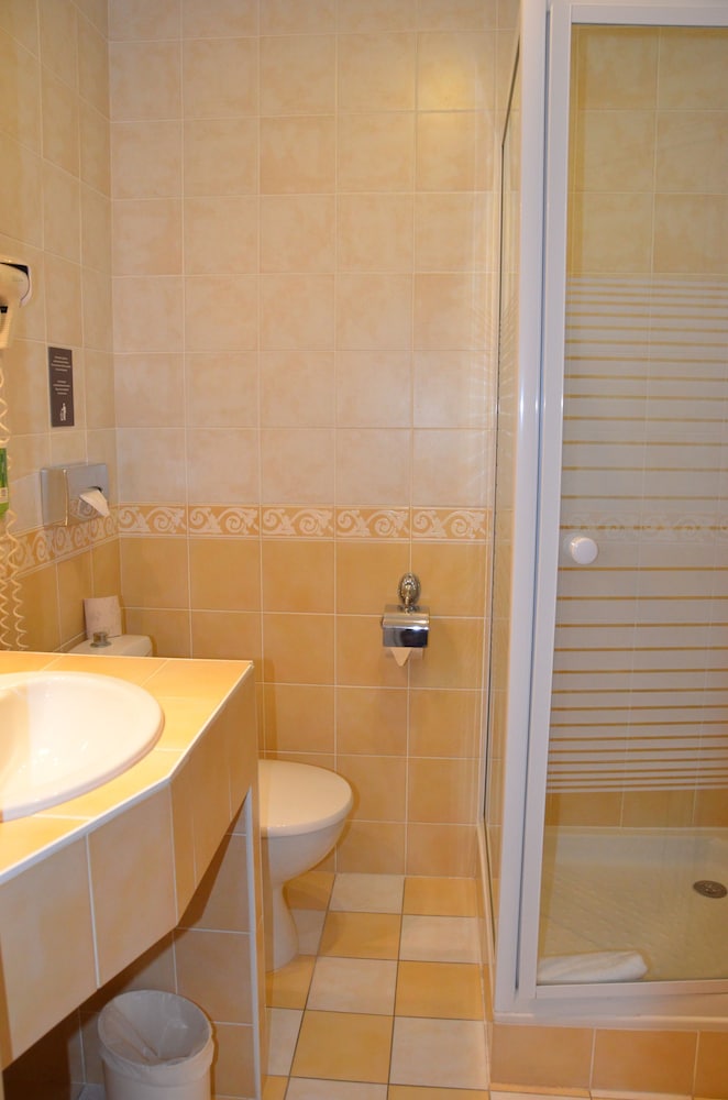 Standard Double Room, Garden View Standard Double Room, Garden View