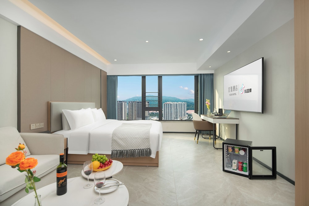 Luxury Double Room Single Use, City View