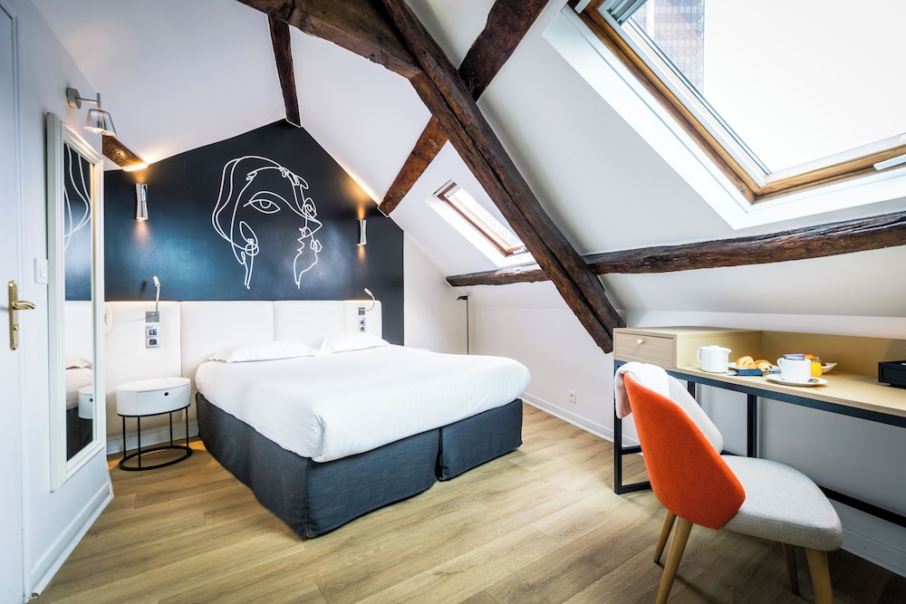 Superior Room, City View photo 2
