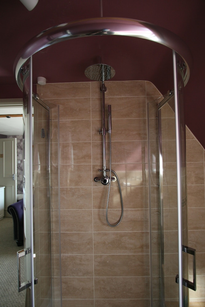 Room, 1 King Bed, Ensuite (The Keats Room) photo 2