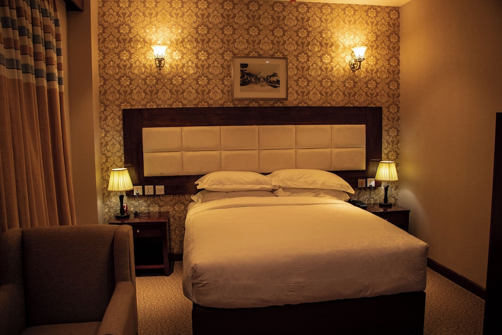 Deluxe Single Room