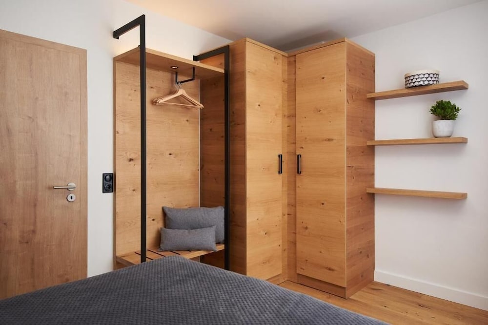 Apartment (small)