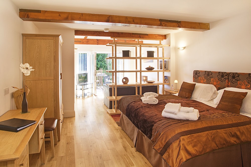 Studio, Garden View (Self Catering) photo 1
