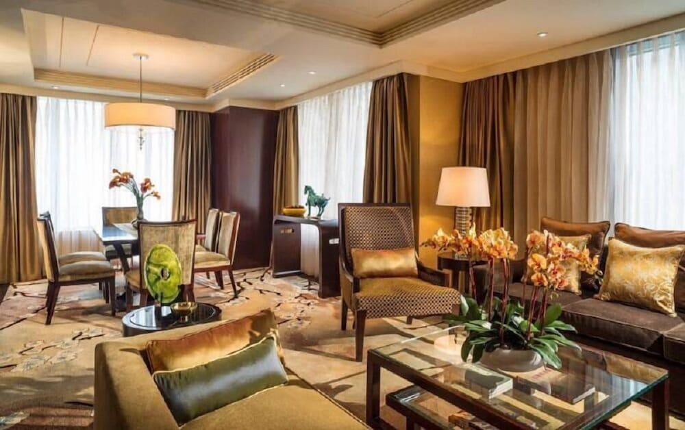 Premier Suite photo 3