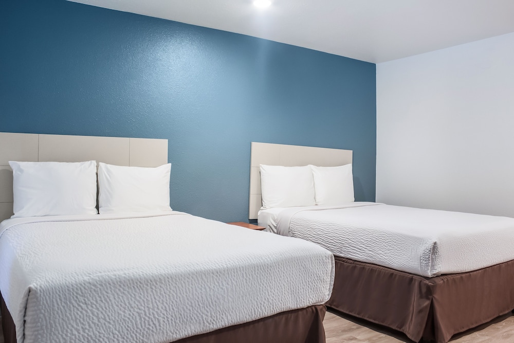 Suite, 2 Queen Beds, Non Smoking photo 2