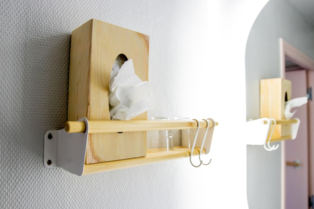 Triple Room, Multiple Beds, Garden View (Pop) thumbnail 6
