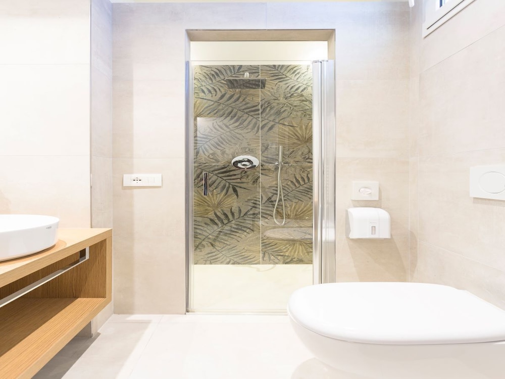 Superior Room - Photo 9
