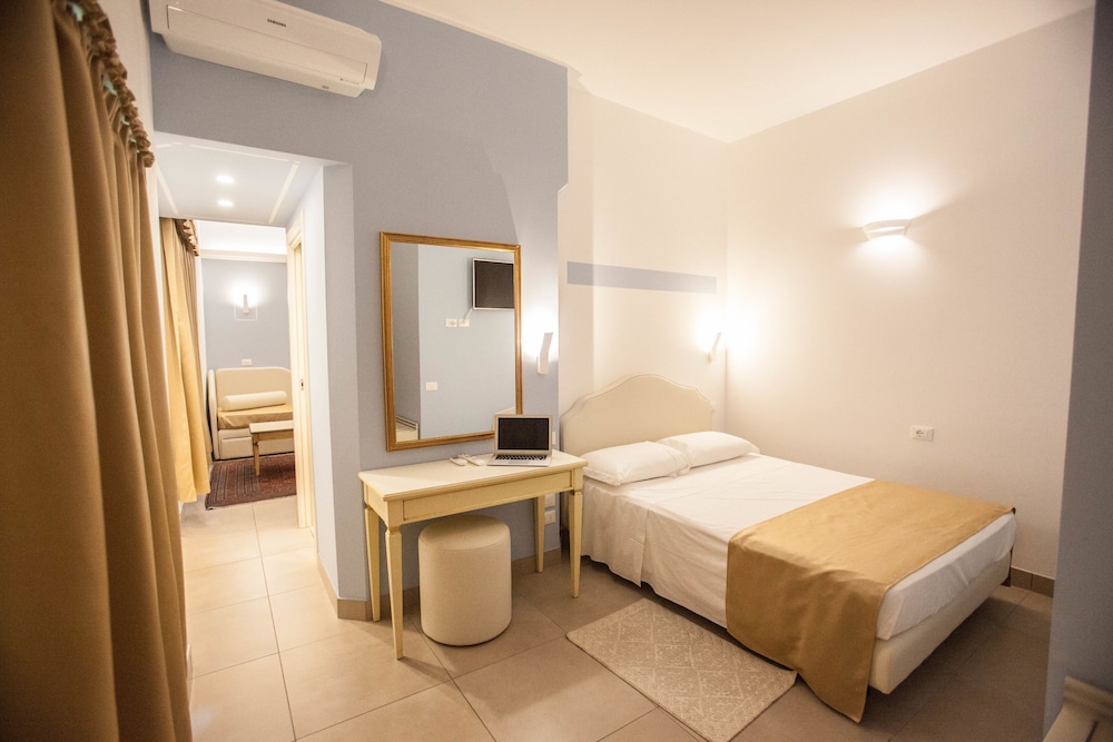 Triple Room photo 2