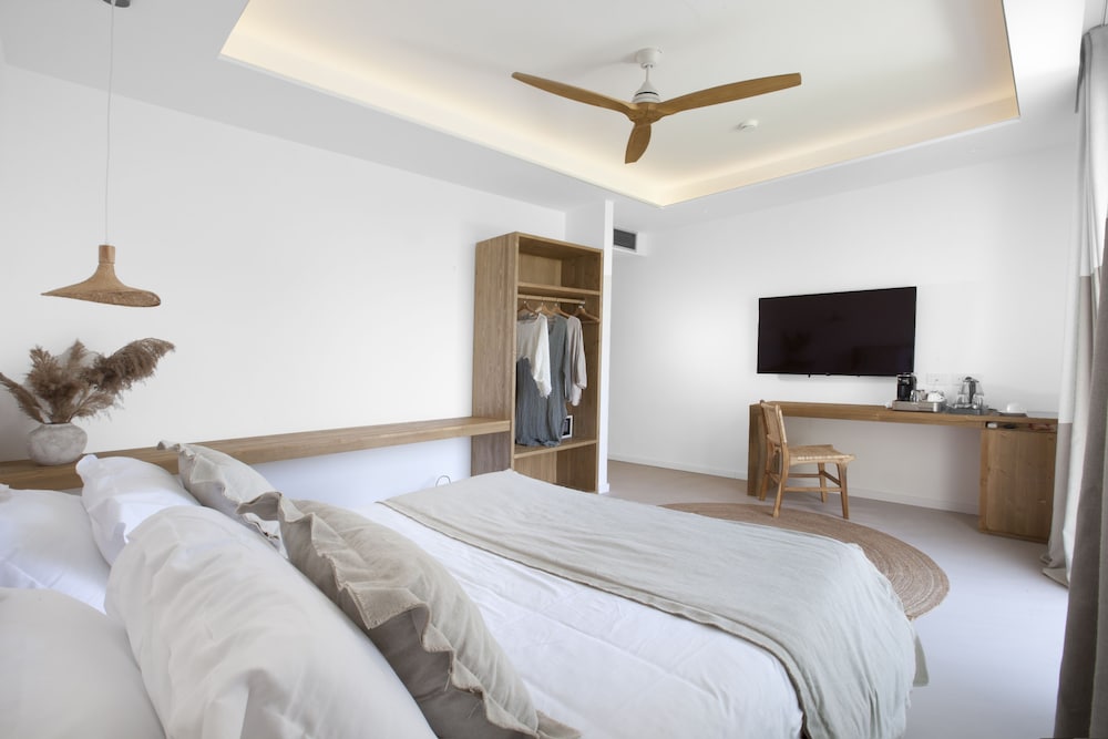Grand Suite, Balcony, Resort View - Photo 5