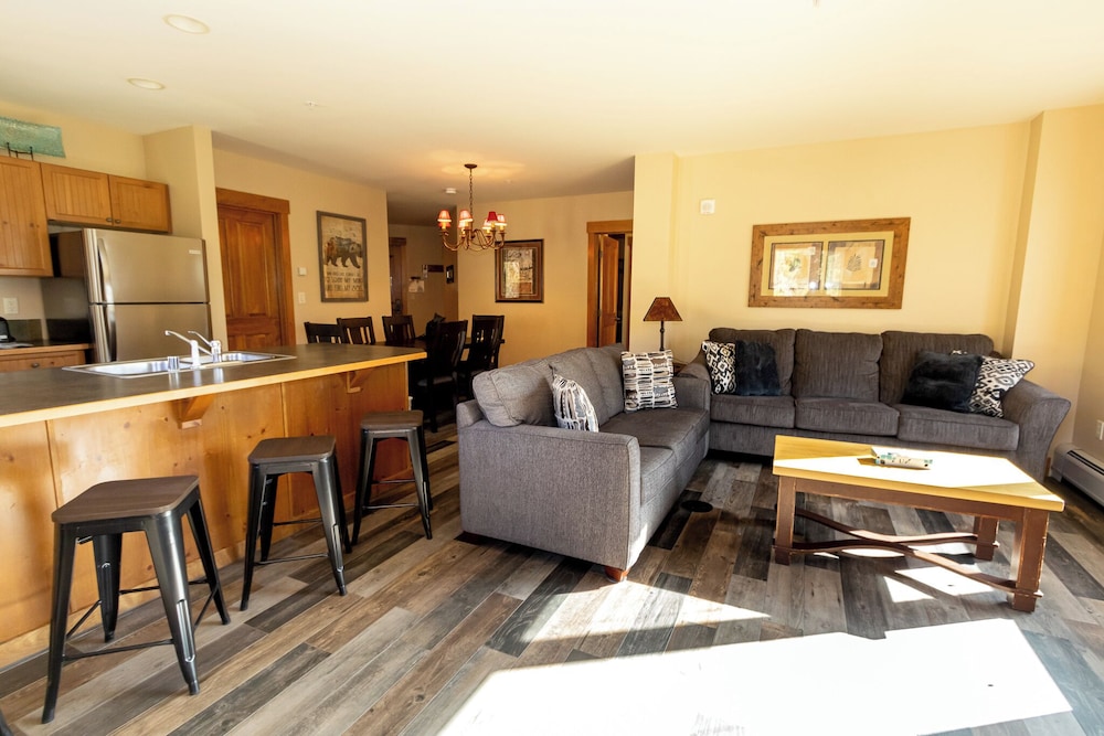 Apartment (2 Bedrooms)