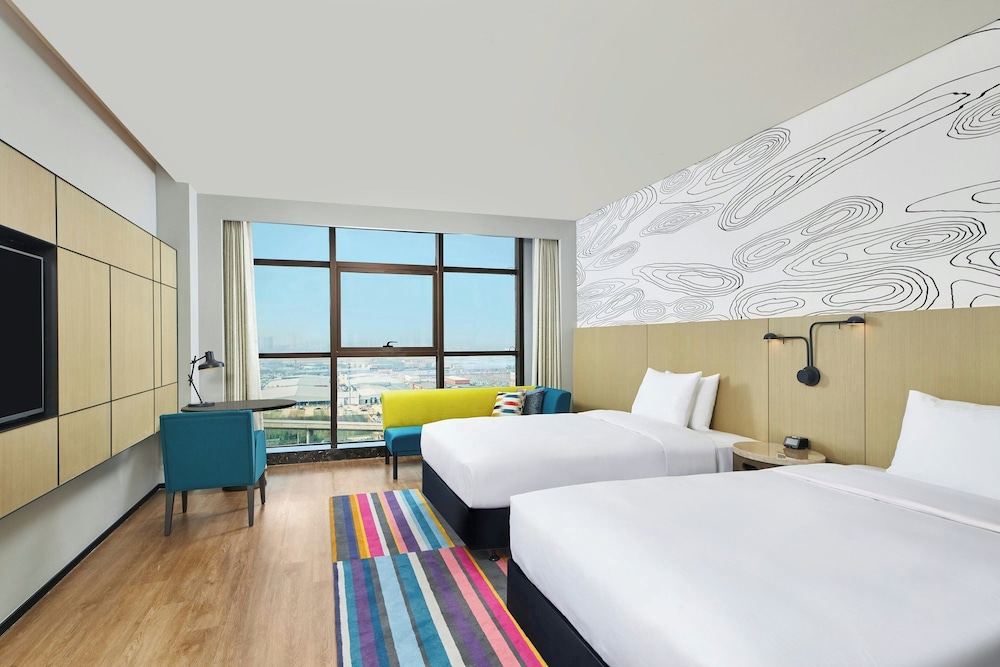 Room, 2 Double Beds, City View - Photo 1