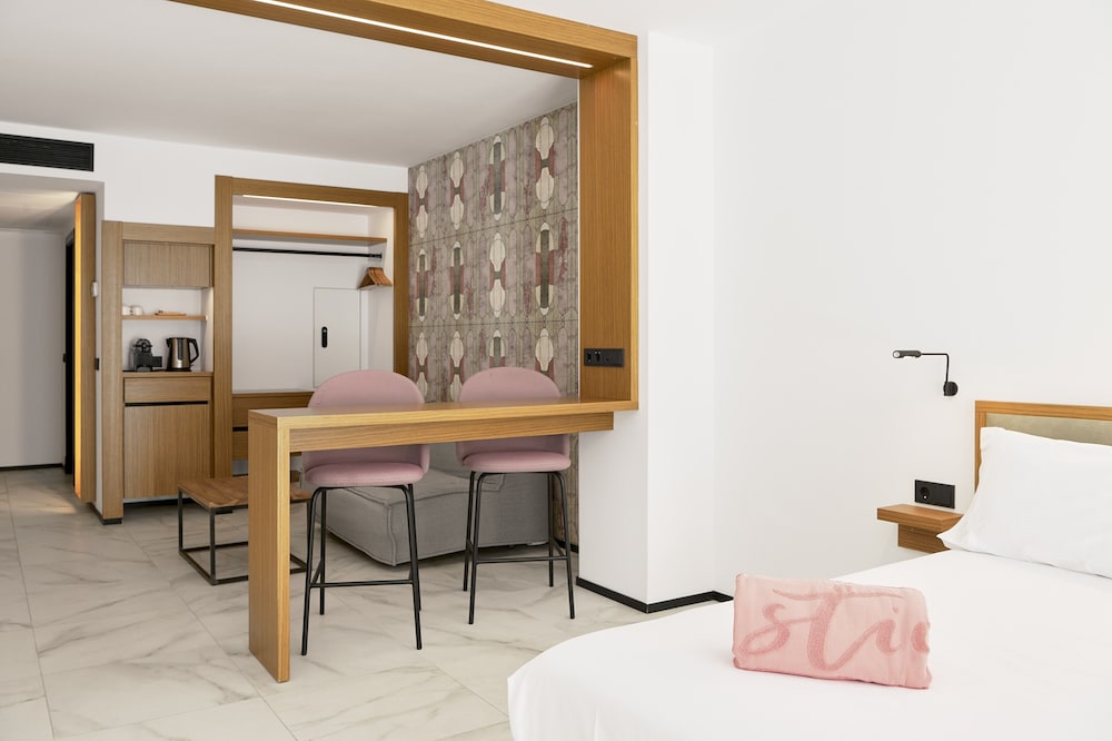 Suite Junior Estudio, Balcón